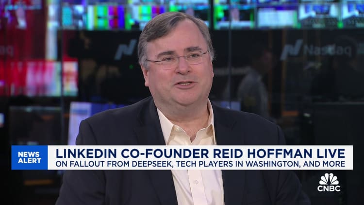 Salah satu pendiri LinkedIn Reid Hoffman: Deepseek AI membuktikan ini sekarang menjadi 'kompetisi permainan' dengan China