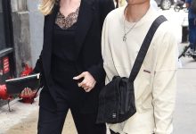 Angelina Jolie dan putranya Pax terlihat jalan-jalan