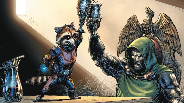 Marvel Comics Rocket Raccoon dan Doctor Doom bersulang