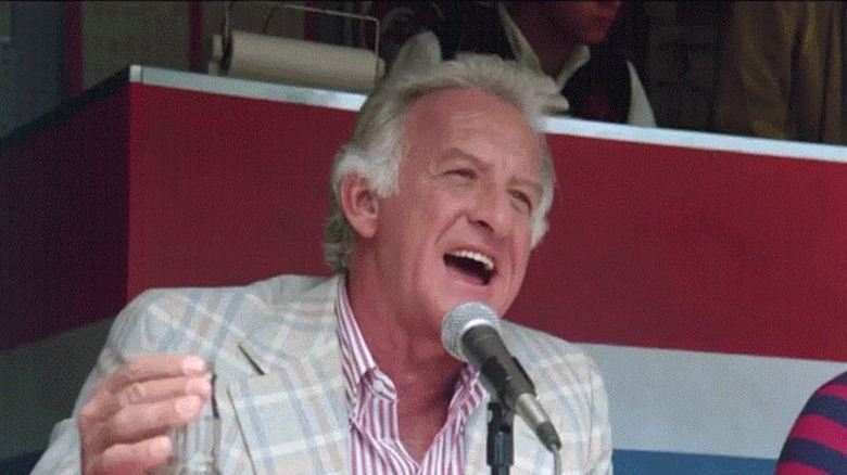 Bob Uecker menyebut pertandingan bisbol Cleveland sebagai Harry Doyle di Liga Utama