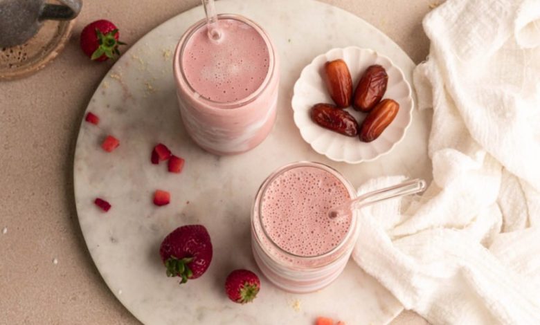 Makanan penghidrasi smoothie probiotik stroberi