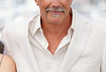 Kevin Costner hadir