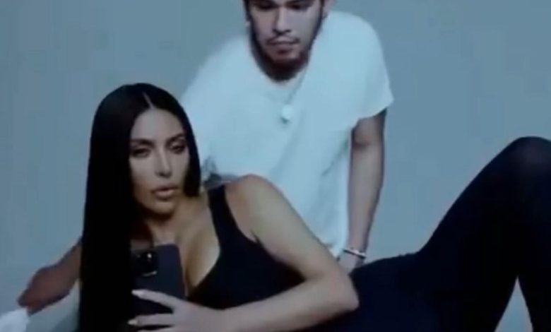 Penghargaan Kim Kardashian untuk penata rambut