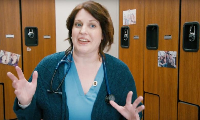 Alison Tolman di St. Denis Medical.