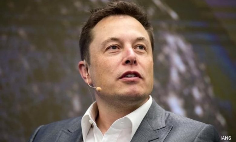 "To Err Is Human": Elon Musk merekrut kembali karyawan yang mengundurkan diri dari tiang rasis