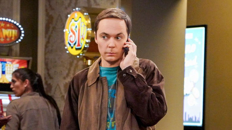 Sheldon di telepon di kasino di Teori Big Bang