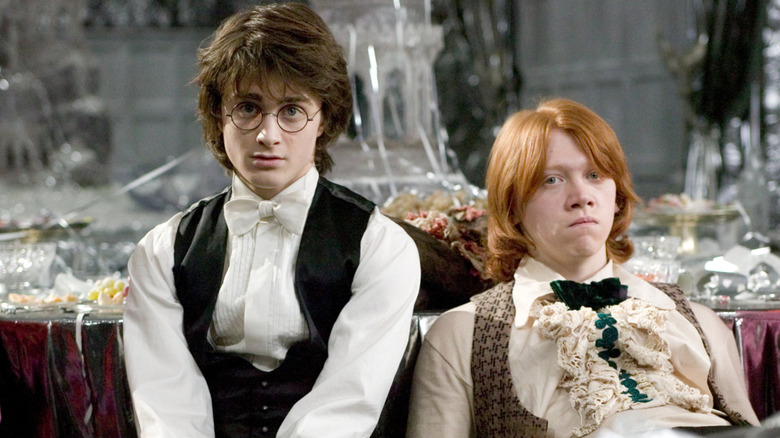 Harry Potter dan Piala Api, Harry dan Ron sengsara di Yule Ball