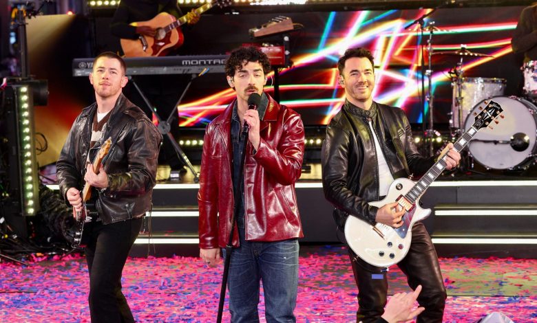 Jonas Brothers at Times Square