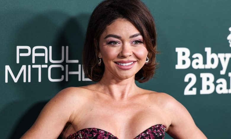 Sarah Hyland di 2023 Baby2Baby Gala