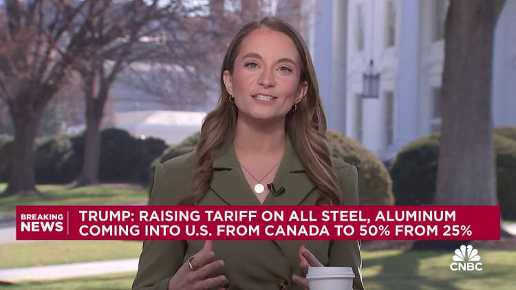 Trump menaikkan baja Kanada, tarif aluminium hingga 50% sebagai pembalasan atas tugas energi Ontario