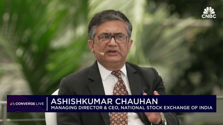 'Anda ingin menjadi miliarder, daftar di NSE,' Ashish Chauhan, CEO Bursa Efek Nasional India, mengatakan