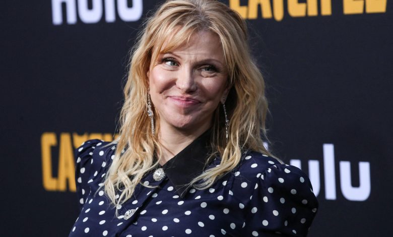 Courtney Love di Los Angeles pemutaran perdana Hulu 'Catch-22'