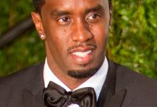 Sean P. Diddy Combs di Academy Awards ke -77 Minggu pada 27 Februari 2005 di Teater Kodak di Hollywood, California.