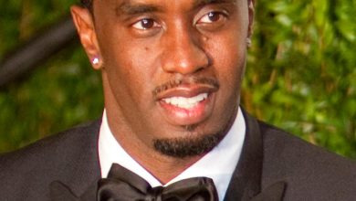 Sean P. Diddy Combs di Academy Awards ke -77 Minggu pada 27 Februari 2005 di Teater Kodak di Hollywood, California.