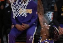 Dwight Howard selama permainan Lakers vs 76ers.