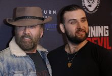 Nicolas Cage dan Weston Coppola Cage di Runnning with the Devil Premiere