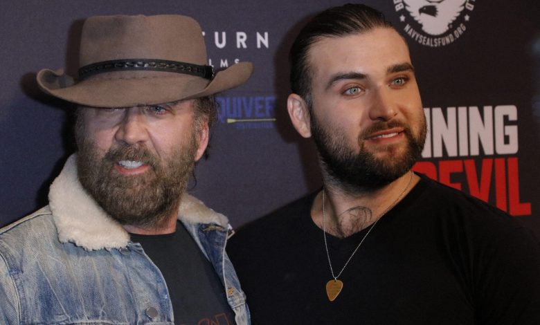 Nicolas Cage dan Weston Coppola Cage di Runnning with the Devil Premiere