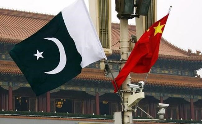 China menggulung lebih dari $ 2 miliar pinjaman ke Pakistan