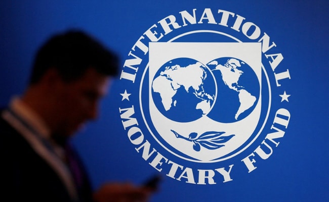 IMF Agrees On New $1.3 Billion Loan Program For Pakistan