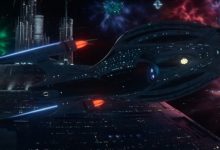 The Enterprise-F, melawan langit yang penuh dengan kembang api di Star Trek: Picard.