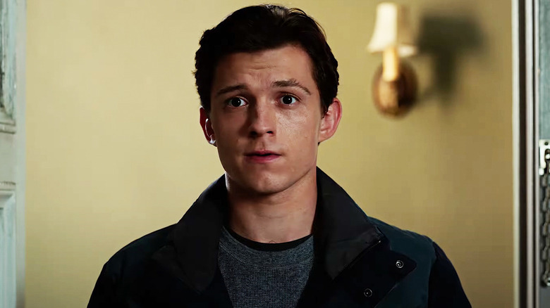 Peter Parker dari Tom Holland terlihat prihatin dengan Spider-Man: Tidak ada jalan pulang