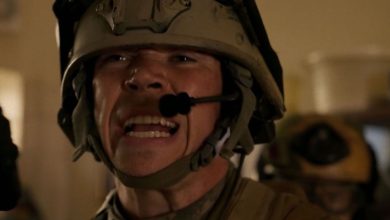 Will Poulter Barks Perintah sebagai Erik dalam Warfare