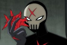 Red X memegang X Batarangs di Teen Titans -nya