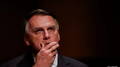 Bolsonaro meledakkan larangan pemilihan sebagai "penolakan demokrasi"