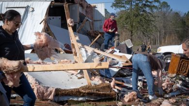 'Lebih banyak orang dalam bahaya': Tornado bergeser di sebelah timur Tornado Alley, peramal memperingatkan