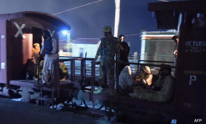 Pakistan Train Hijack Pembaruan Langsung: 155 Sandera Dibebaskan, 27 Pemberontak Tewas