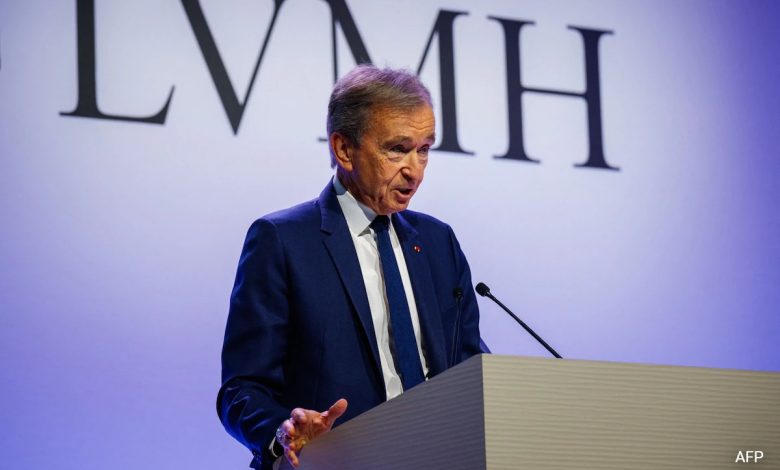 LVMH untuk mengangkat batas usia, membiarkan Bernard Arnault tetap CEO hingga 85