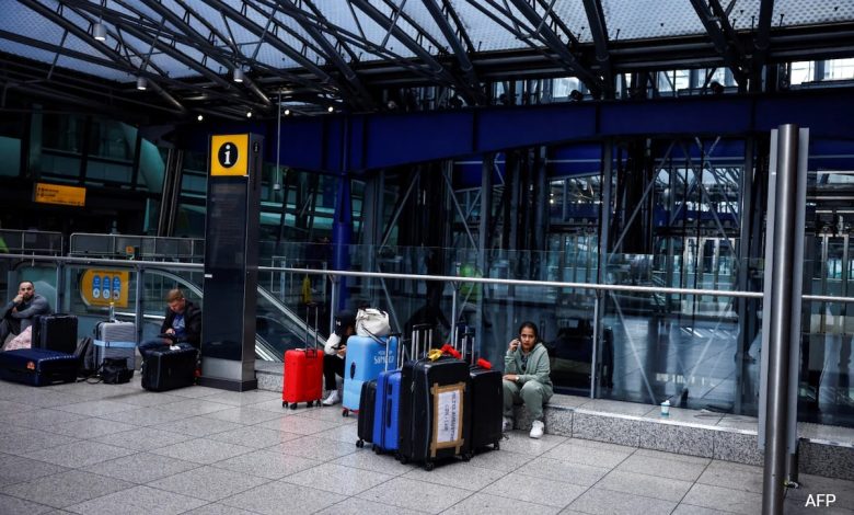 Bandara Heathrow London 'Operasional Usaha' sehari setelah shutdown kebakaran