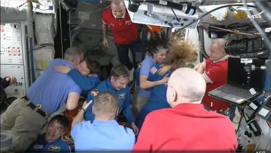 SpaceX Crew Dragon Docks dengan Stasiun Luar Angkasa Untuk Mencapai Sunita Williams