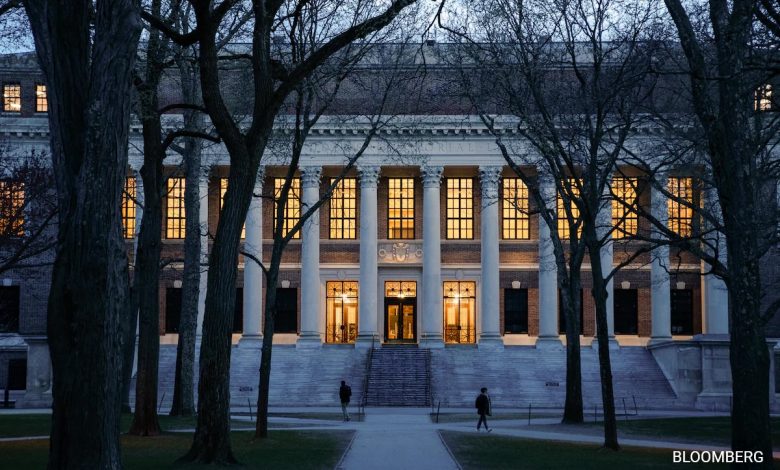 Eskalasi tajam di Trump vs Harvard, gugatan menandai pelanggaran serius