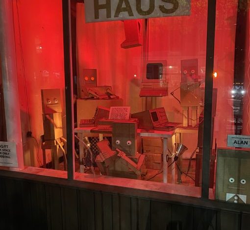 Selamat datang di Chat Haus, ruang kerja bersama untuk AI Chatbots