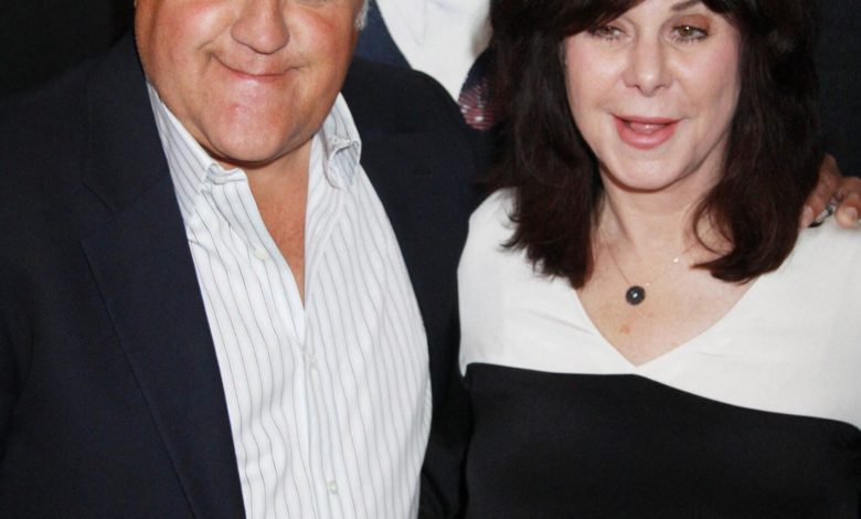 Jay Leno dan Marvis Leno menghadiri presentasi eksklusif