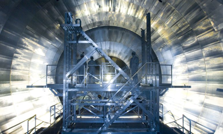 Massa neutrino yang sulit dipahami baru saja dibelah dua - dan itu bisa berarti fisikawan hampir menyelesaikan misteri kosmik besar
