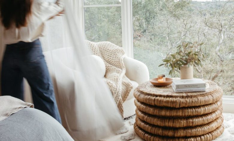 6 cara untuk merancang rumah yang dipenuhi cahaya musim panas ini