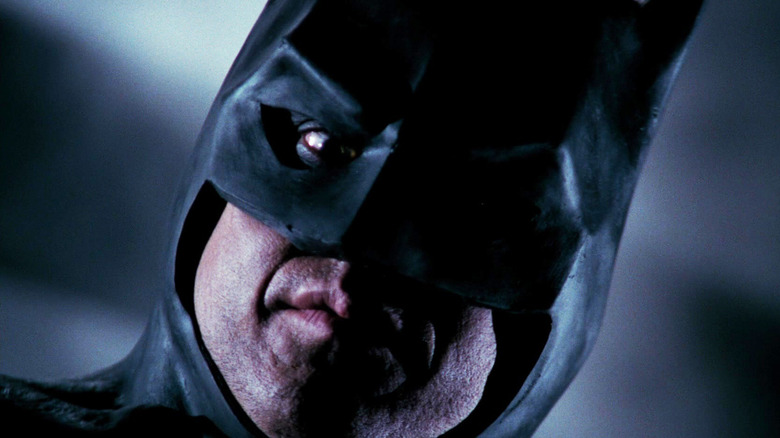 Batman Michael Keaton terlihat di dekat Batman