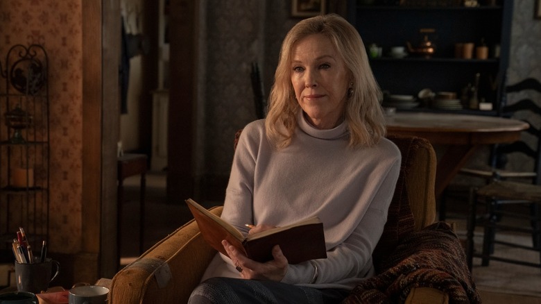 Gail mencatat catatan selama sesi dengan Joel di The Last of Us