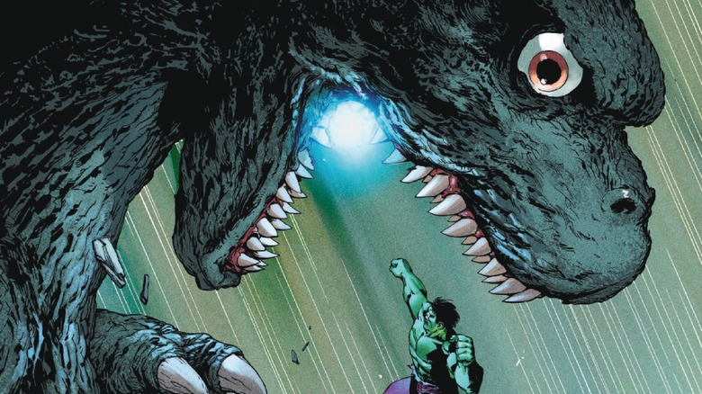 Cover Godzilla vs Hulk #1, Hulk melompat ke Maw Godzilla