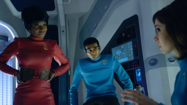 Black Mirror, Shania, Kabir dan Nanette di Pesawat Luar Angkasa Game