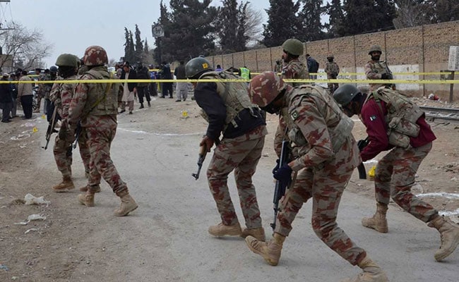 Pak Army mengatakan membunuh 54 militan yang mencoba melintasi perbatasan dari Afghanistan