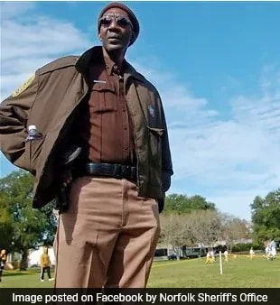 George Bell, pria tertinggi di AS, meninggal di 67