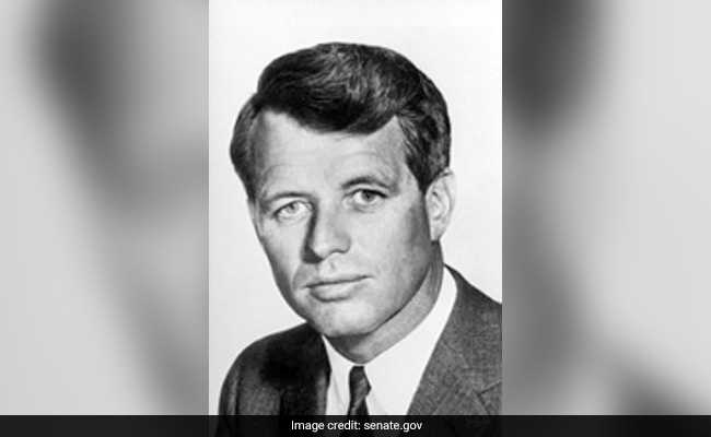 AS merilis 10.000 halaman catatan tentang pembunuhan Robert F Kennedy