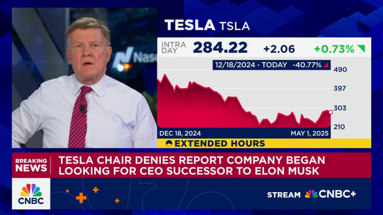 Tesla Denies Report Company sedang mencari untuk menggantikan CEO Elon Musk