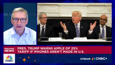 Pres. Trump 'Meminta yang Tidak Mungkin' dengan ancaman tarif iPhone 25%: Barton Crockett