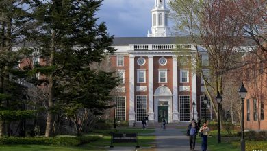 Trump Administration Bars Harvard University dari mendaftarkan mahasiswa asing