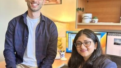 Peneliti Universitas Waterloo Troy Zada ​​(kiri) dan Sirisha Rambhatla. (Uni