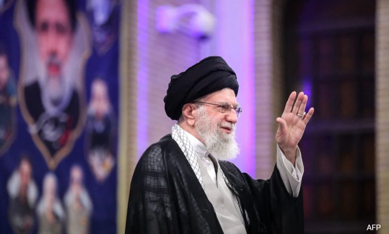Iran's Khamenei mengatakan berbicara dengan kami tidak mungkin untuk "mengarah ke hasil apa pun"